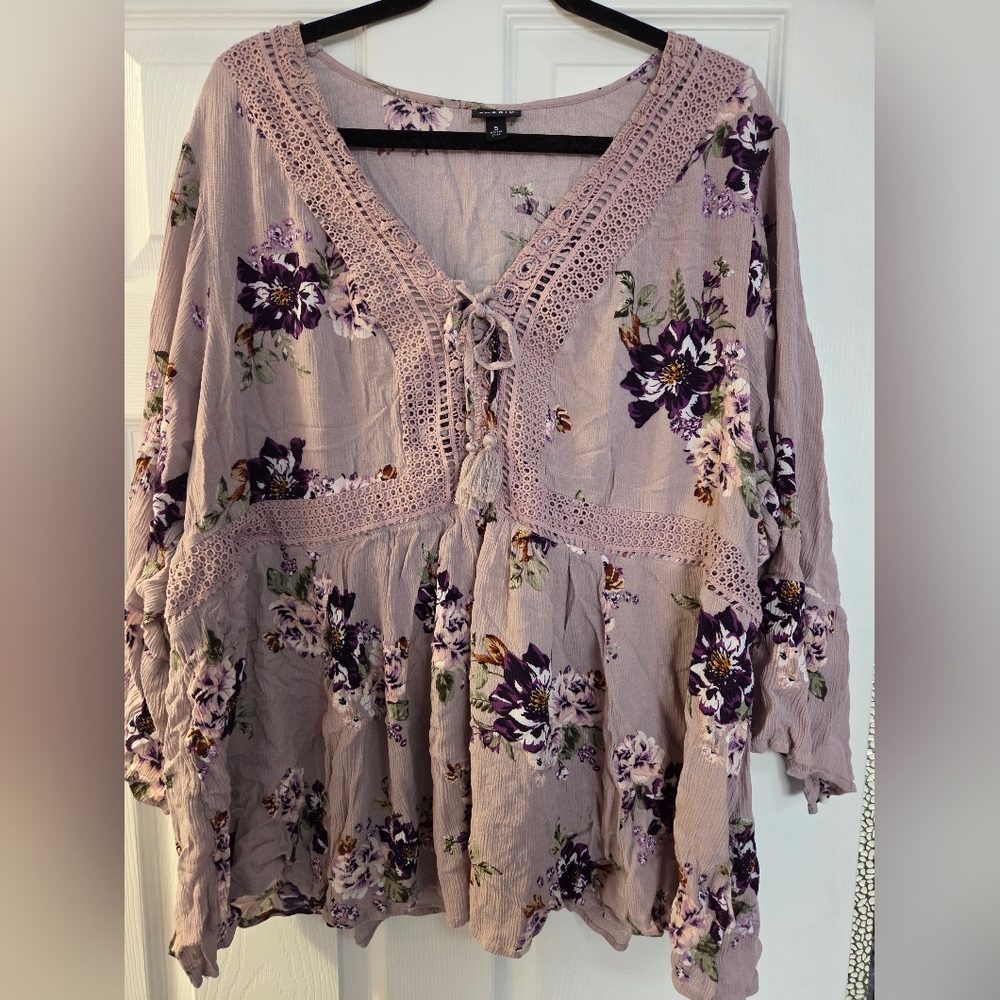 Boho Lace-Trim Floral Peasant Top - Lavender
